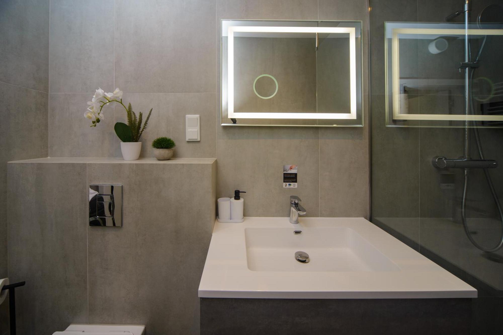 Apartamento Maya's Flats & 32 - Granaria *