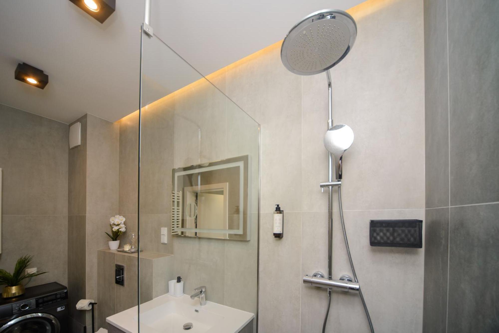 Apartamento Maya's Flats & 32 - Granaria