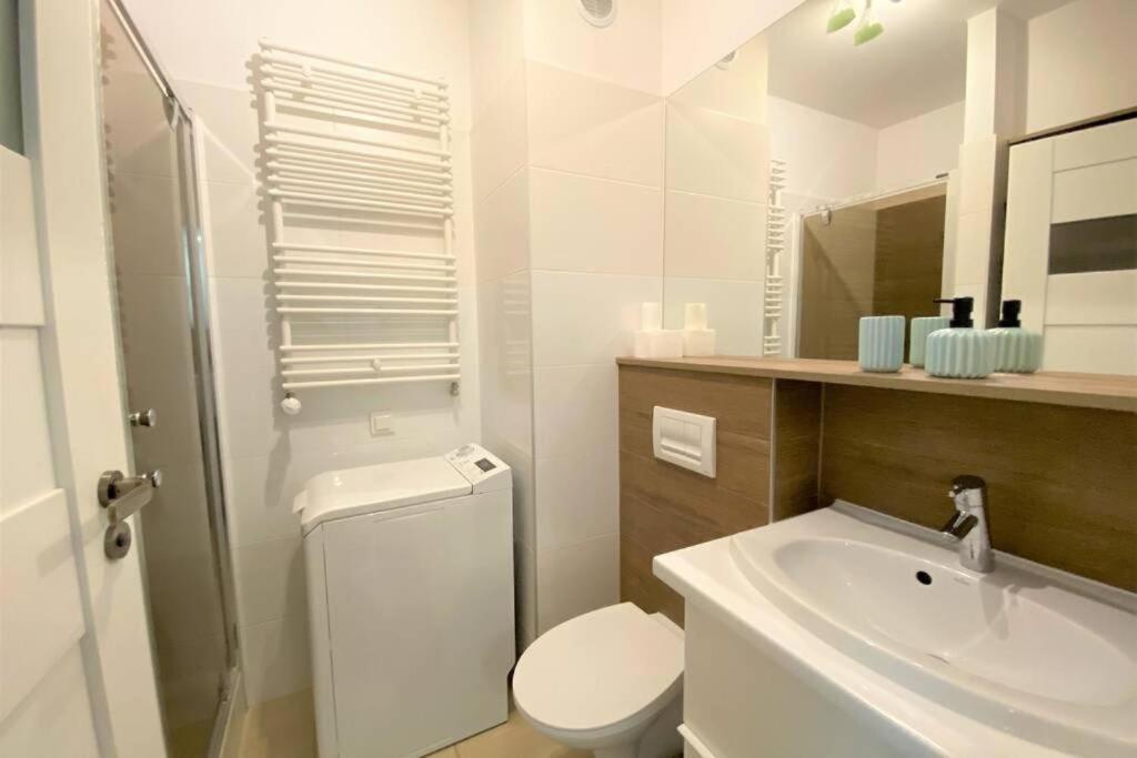 Homely With Balcony - 3 Km To Baltic Sea *