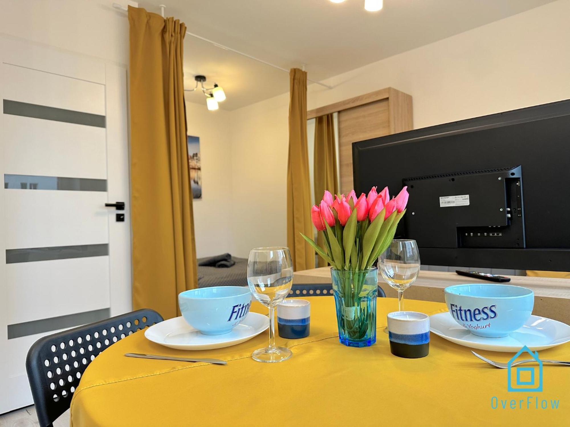 Honey Apartment- Cozy Retreat, 10 Minutes To Old Town