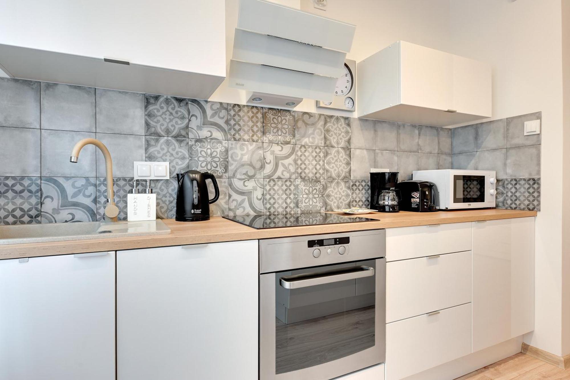 Apartmate- Heart Of Oldtown Apartment- Sauna & Security