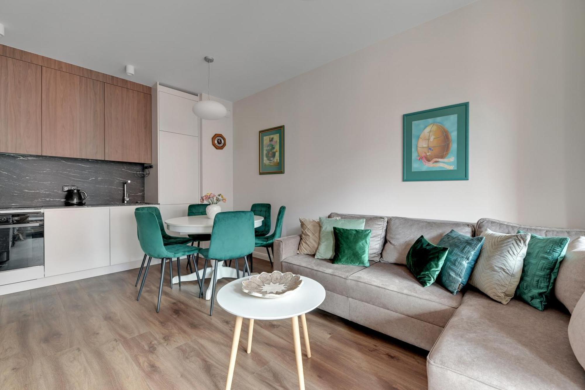 Scala Center Premium With Parking By Lion Apartment *