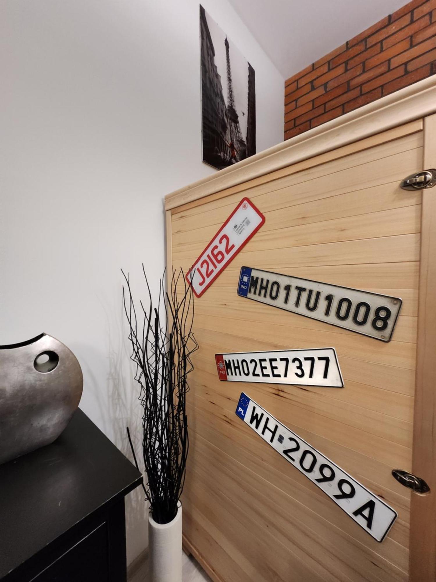 Chmielna Prestige With Luxury Jacuzzi And Sauna! Selected Also Feature A Massage Chair And Himalayan Salt With Color Therapy Salt Forest Apartment *