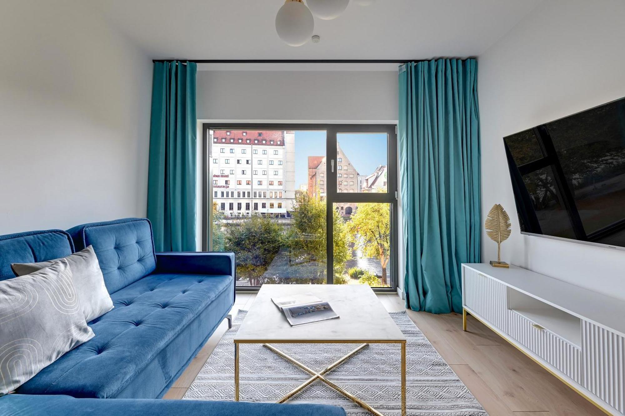 Wintera & Parking By Downtown * Gdansk