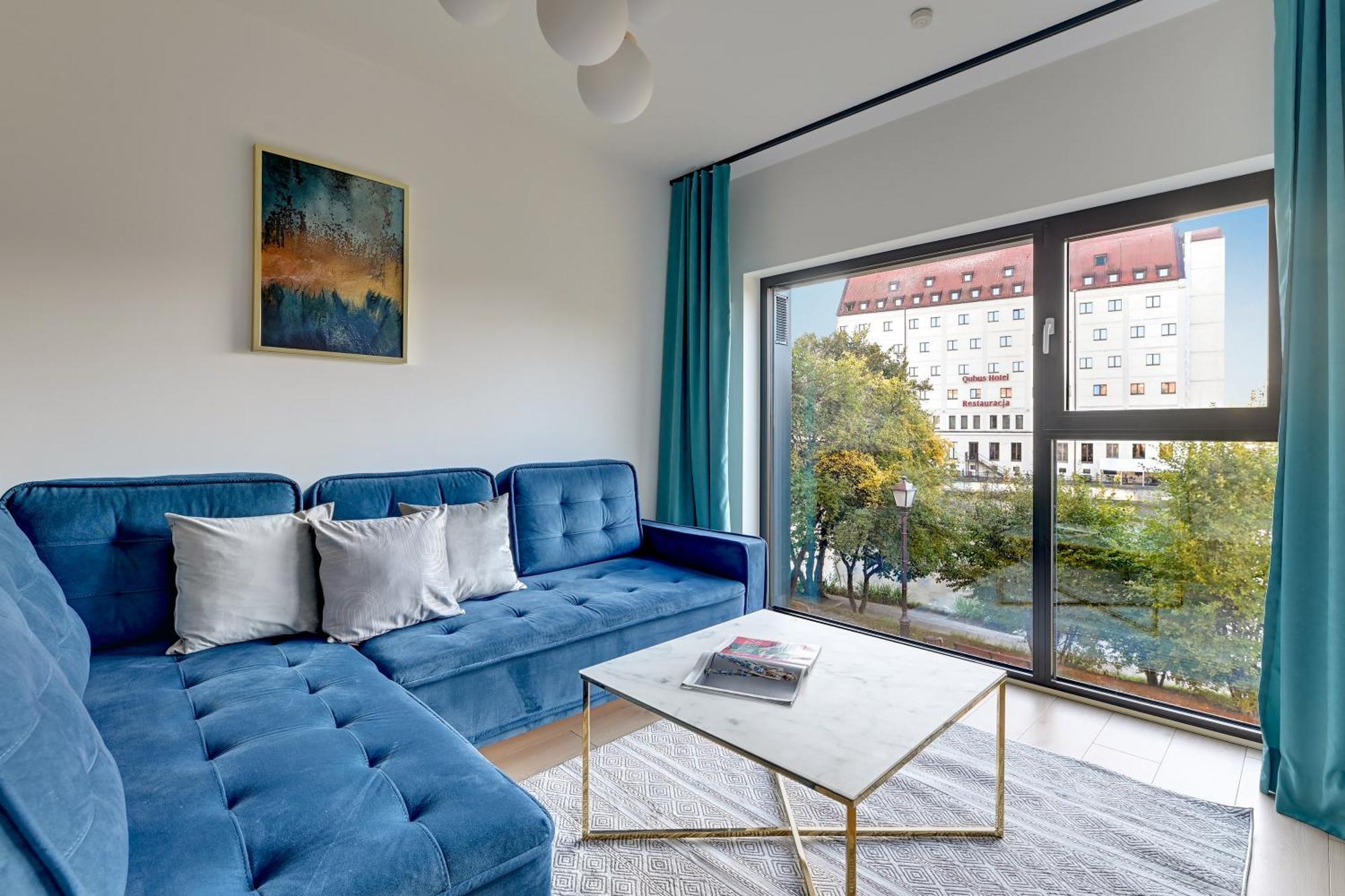 Wintera & Parking By Downtown Apartment