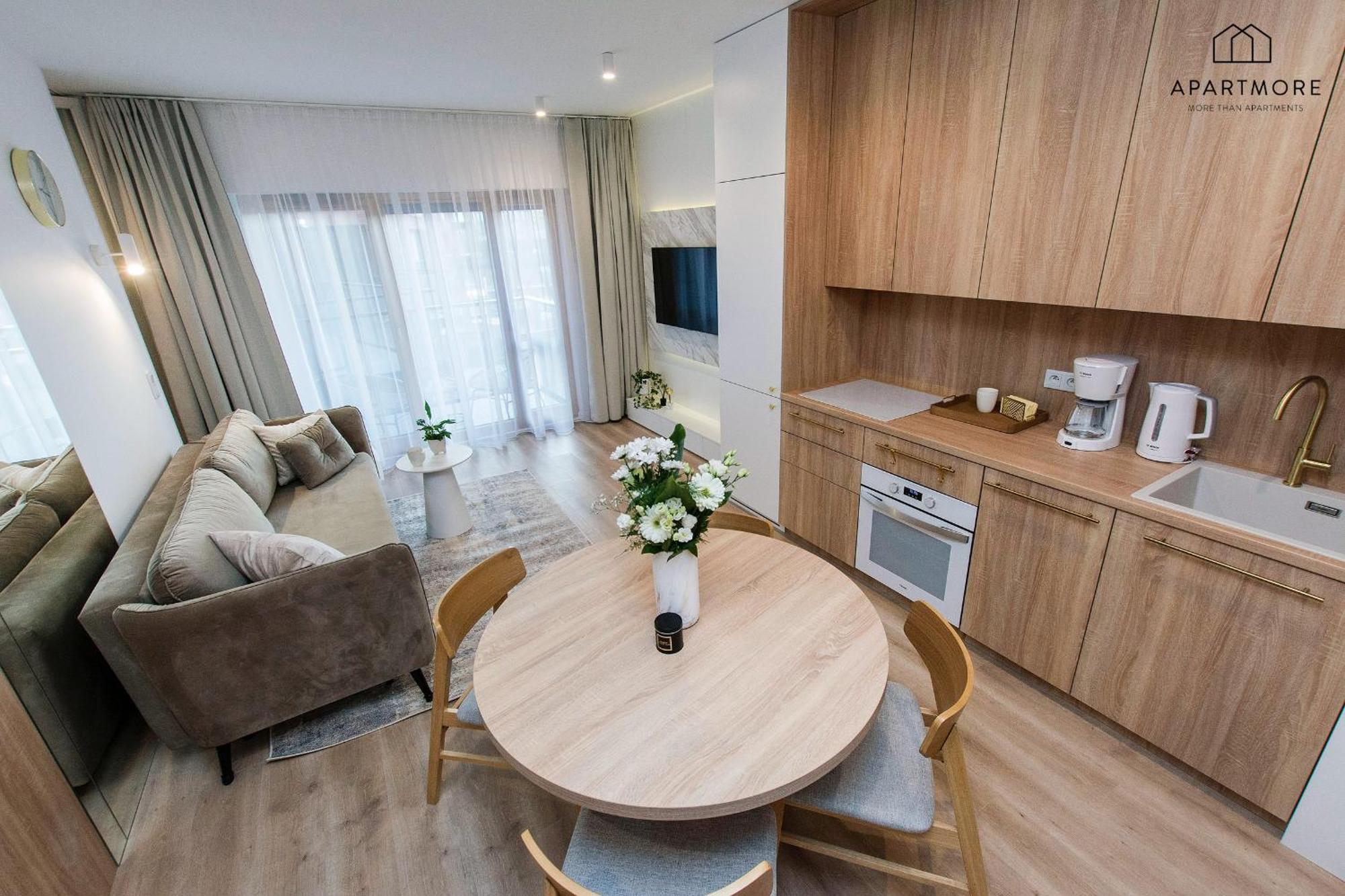 Center - Amber Sky By Apartmore Aparthotel