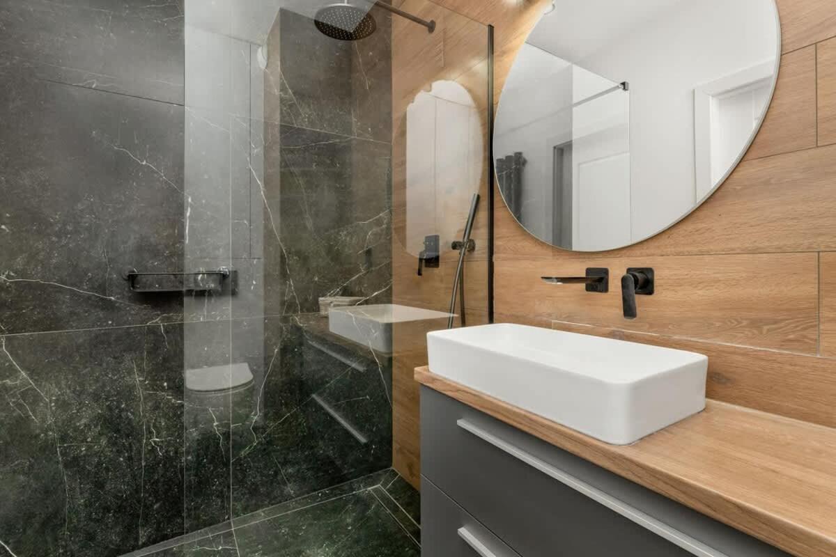 Apartment Klimatyzowany Apartament Z Parkingiem By Rent Like *