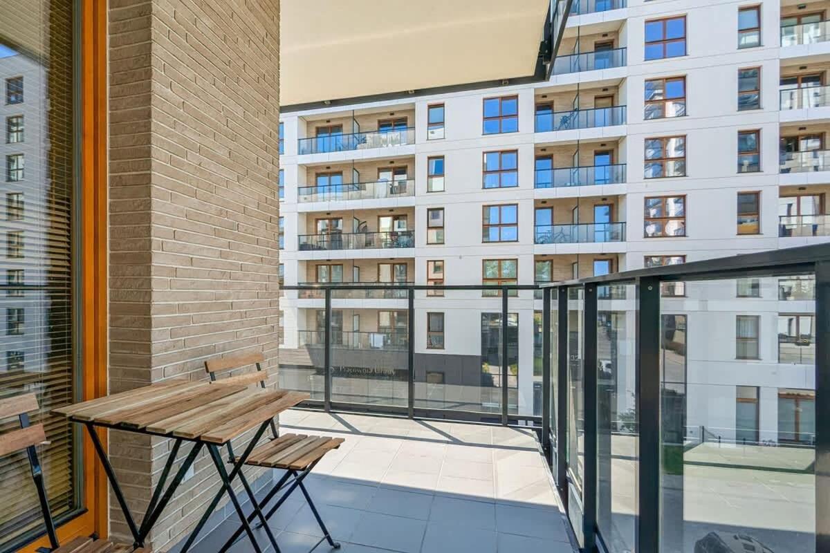 Klimatyzowany Apartament Z Parkingiem By Rent Like