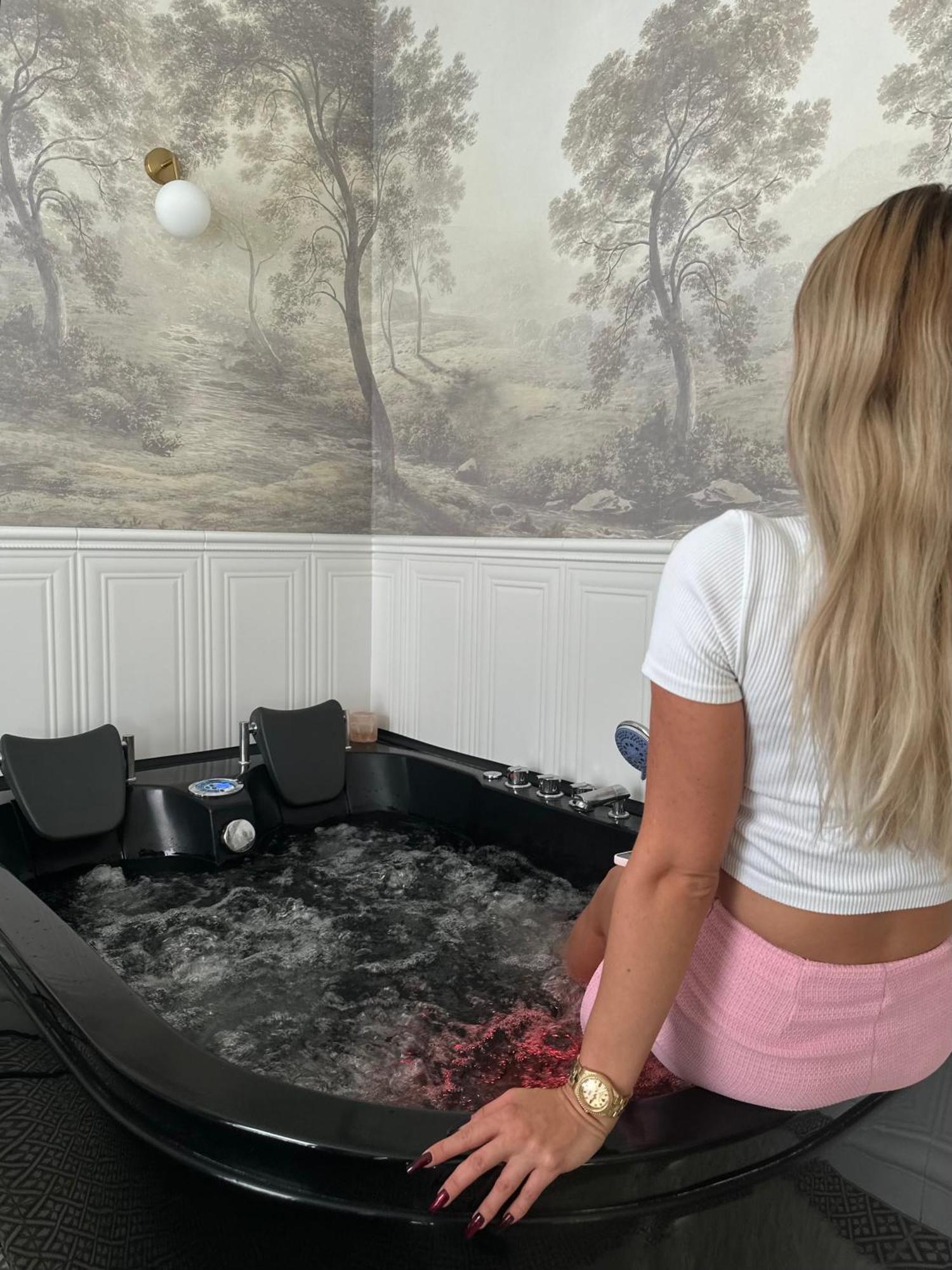 Jacuzzi #2 - Relax Apartment Gdansk