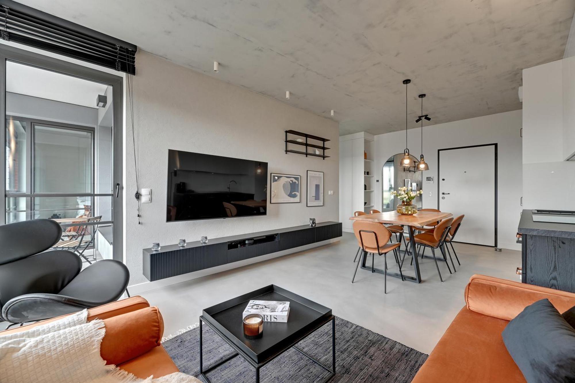 Doki Living - Foodhall & Parking By Downtown Gdansk