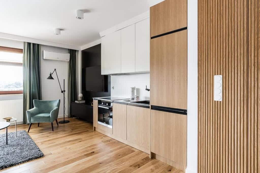 Elegancki I Stylowy W Gdansku Z Klimatyzacja, Wanna I Parkingiem By Renters