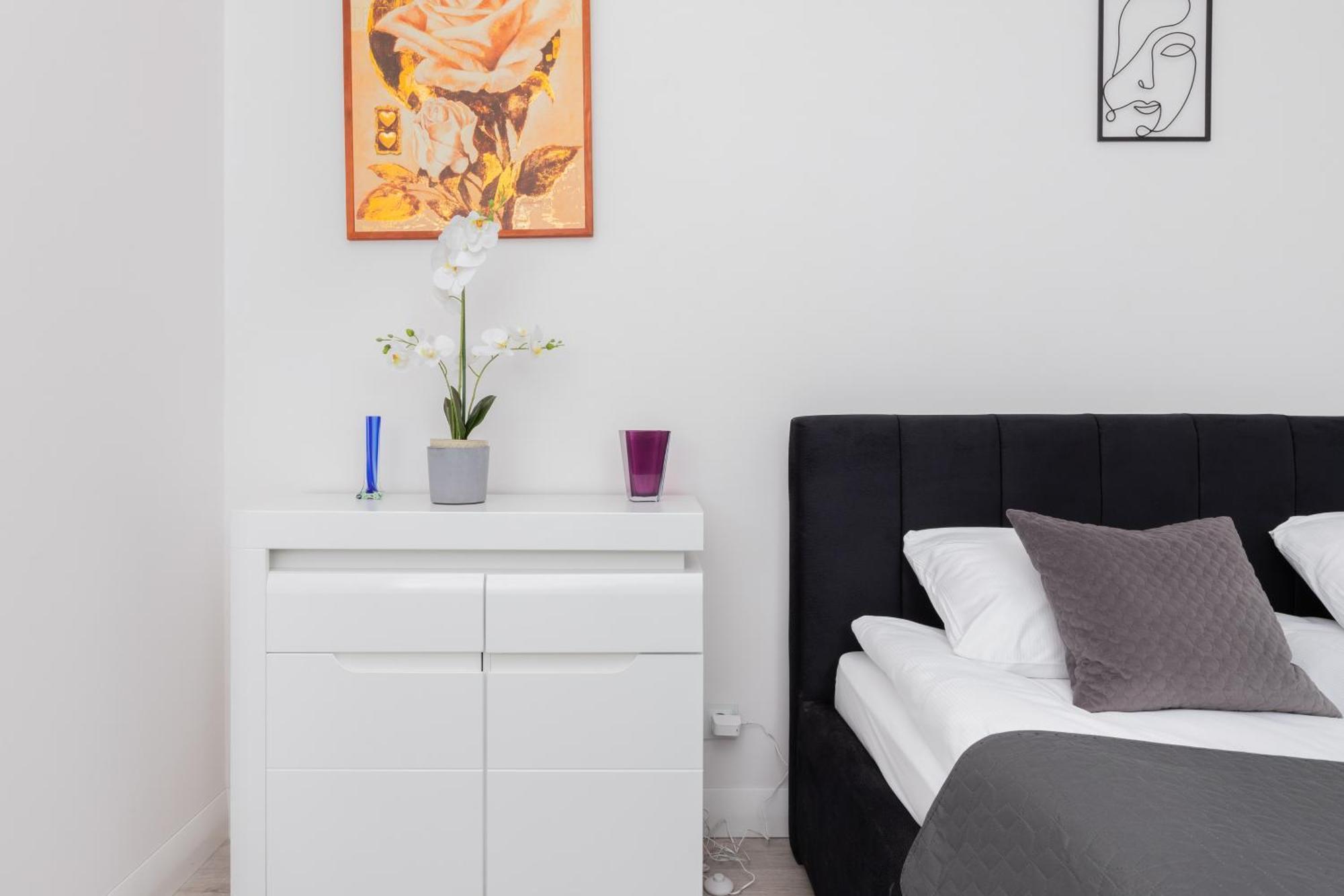 Spacious & Bright Family In By Renters Apartment Gdansk