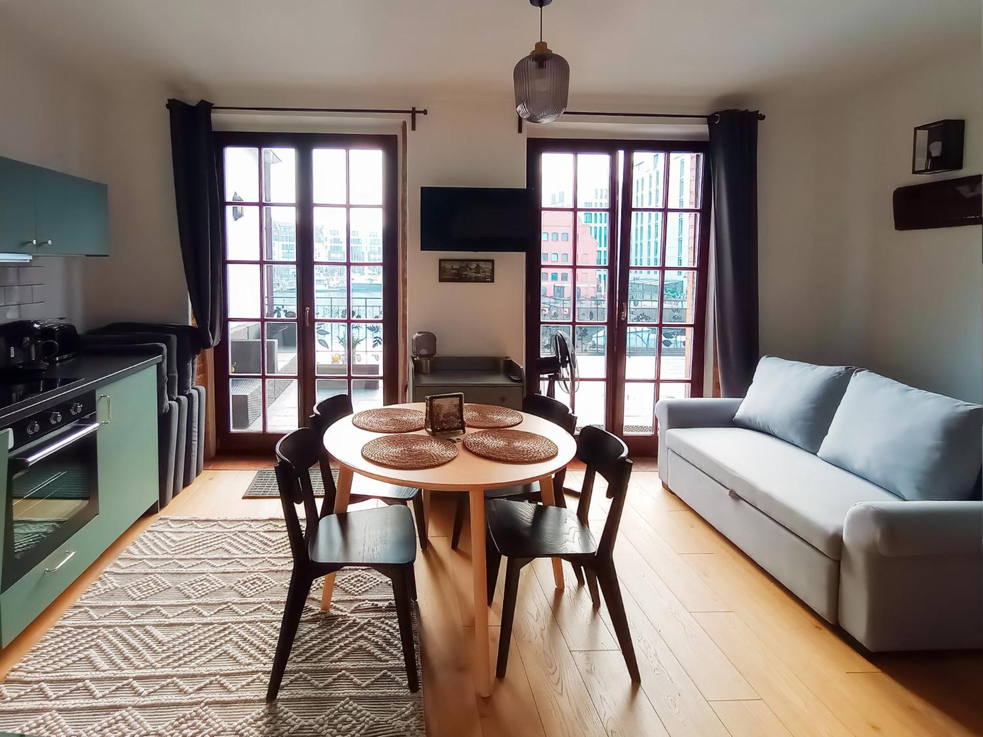 Przystan No. 18 Apartment