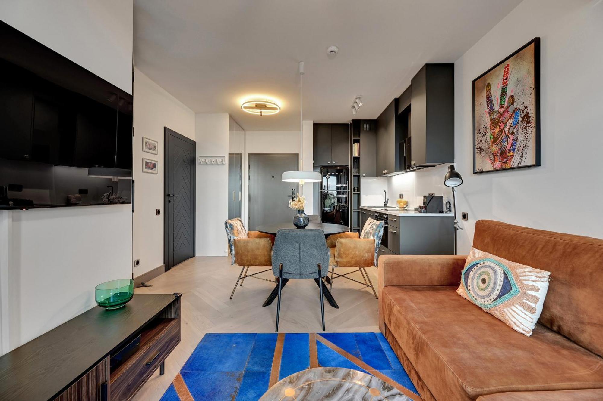 Leilighet Chlebova - Riverside View Terrace, Free Parking, Gym & Kidsplay By Downtown *
