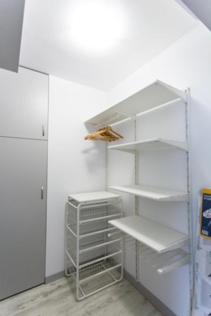Apartamento Chmielna Riverview From Balcony By Piroko *