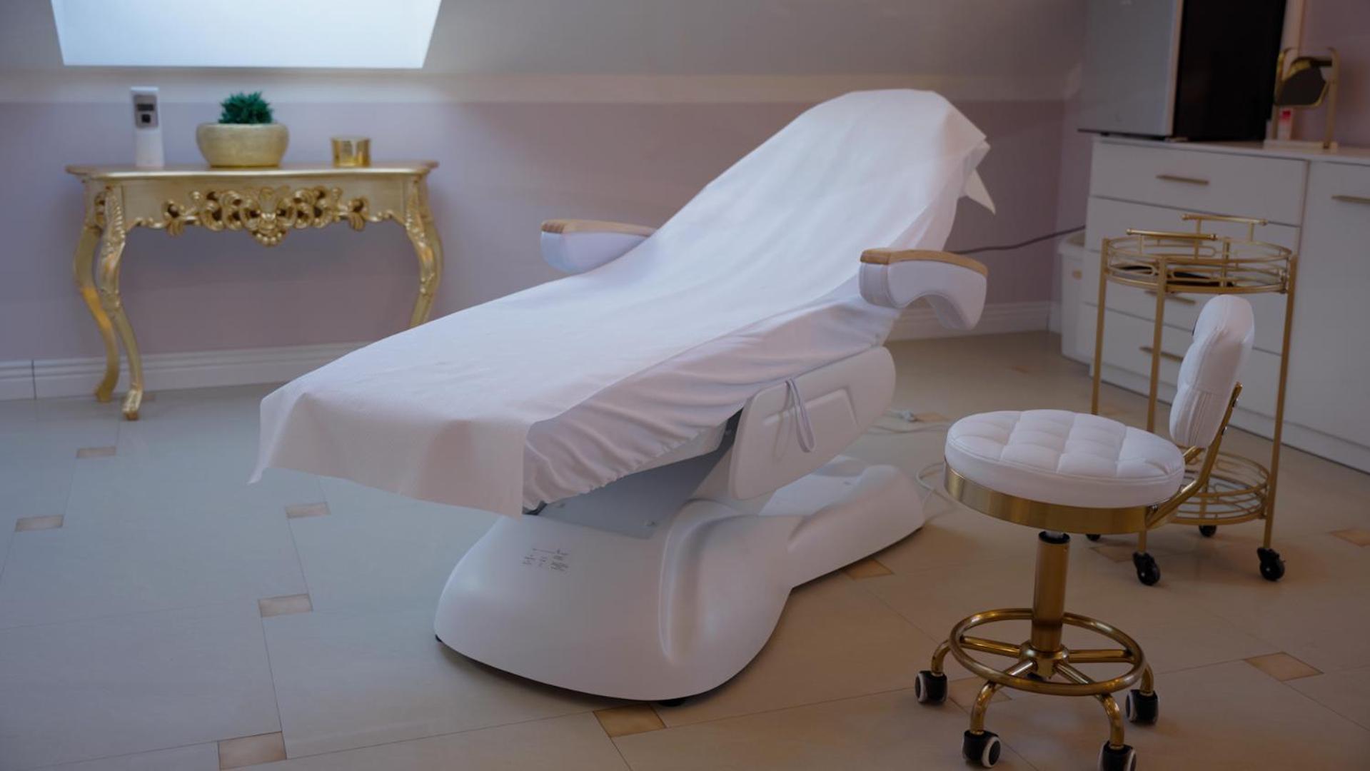 Well Clinic Medicine Estetic & Guesthouset
