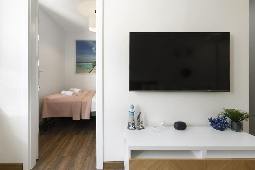Elite Hallera 235 Apartment