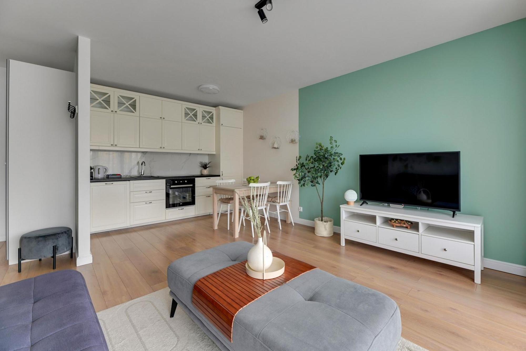 Huoneisto Tarasy Baltyku Seaside, Sauna, Gym & Free Parking By Downtown *