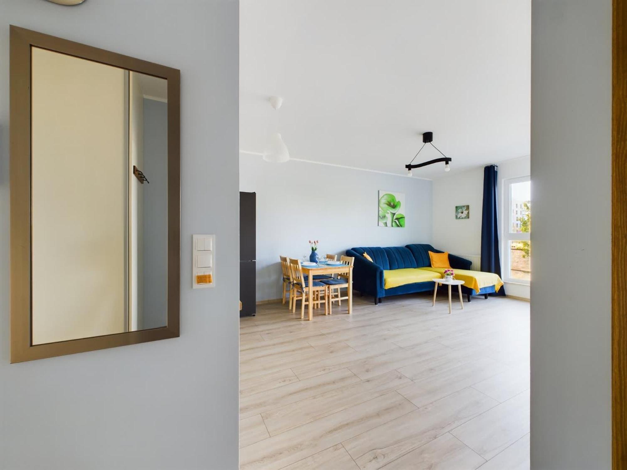 Modern & Bright Braminskiego With Parking And Balcony By Renters Apartment *