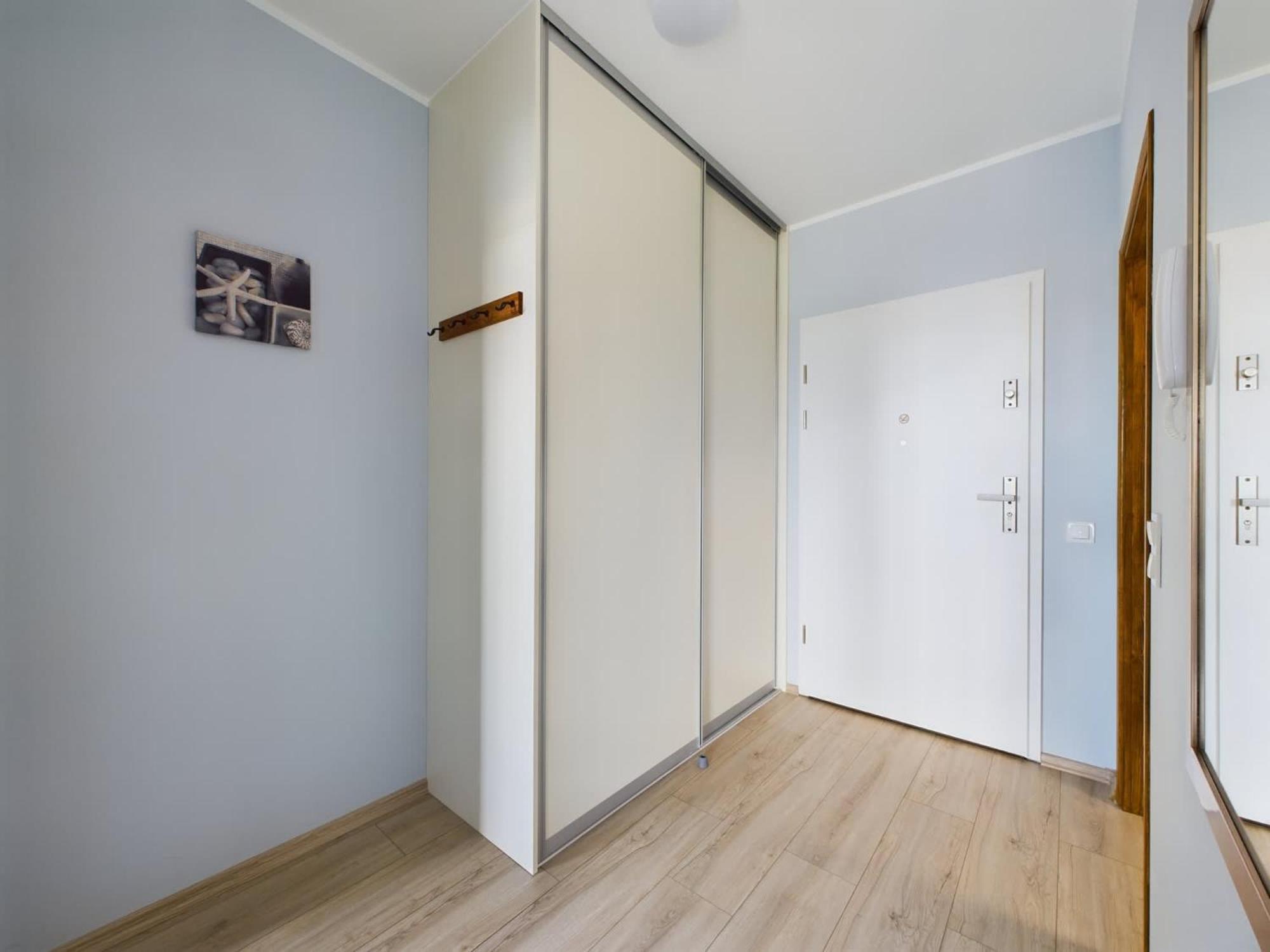 Modern & Bright Braminskiego With Parking And Balcony By Renters *