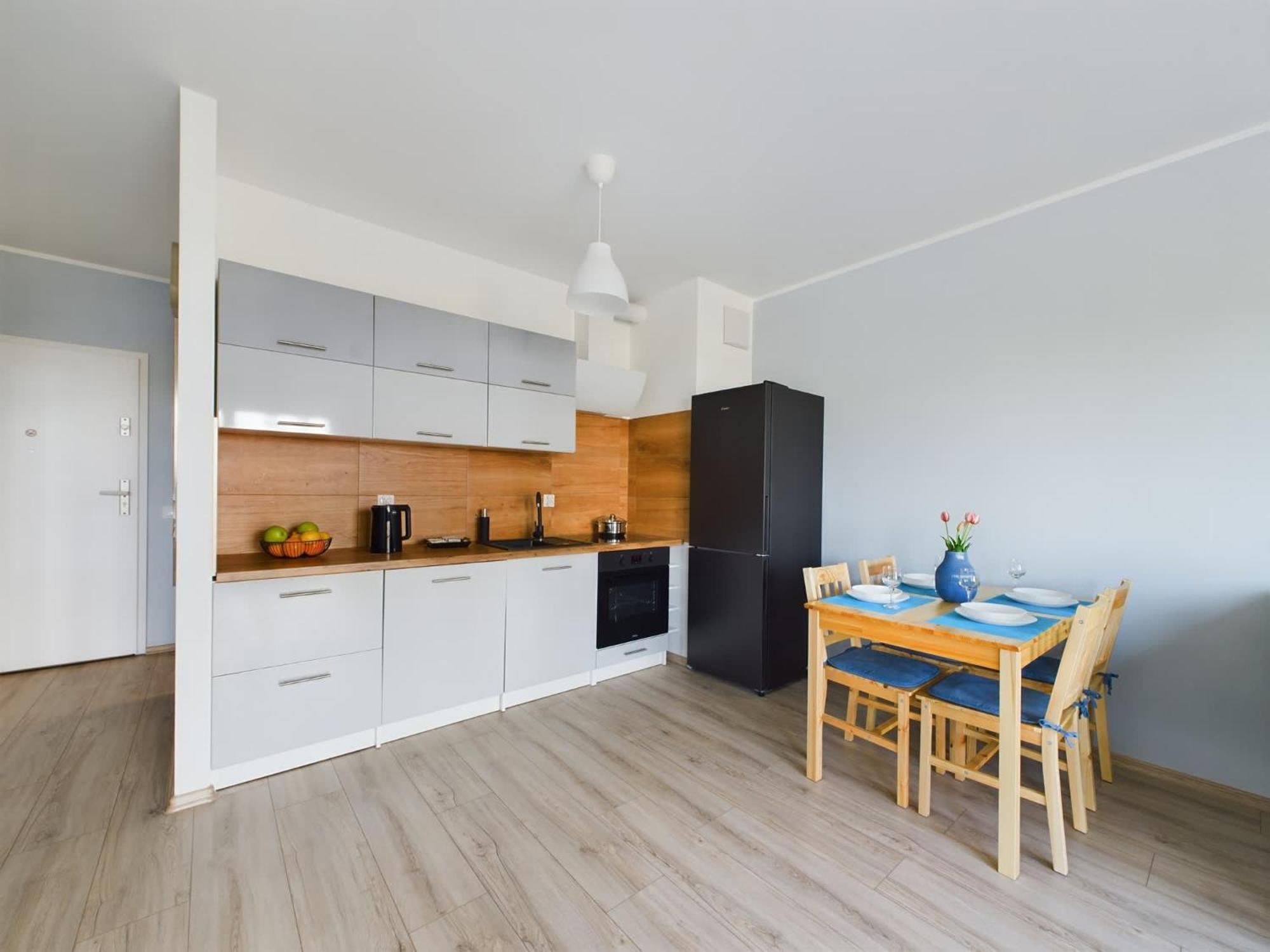 Apartment Modern & Bright Braminskiego With Parking And Balcony By Renters Gdansk