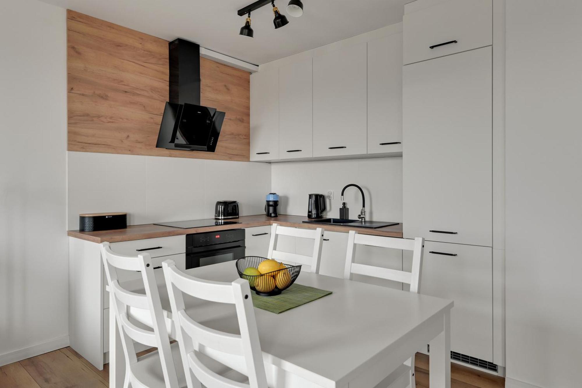 Baltic Sea Letnica With Parking By Lion Apartment