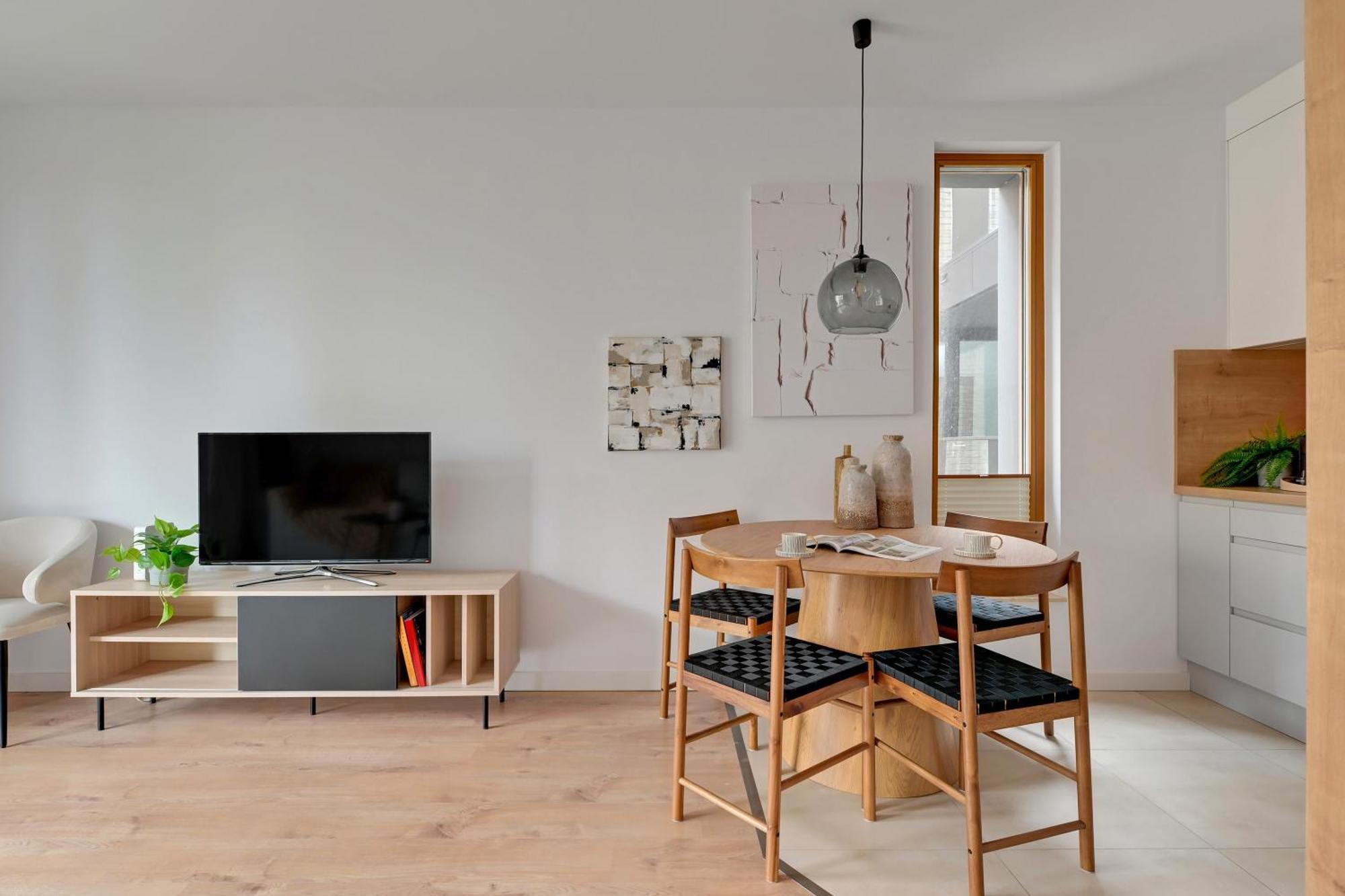 Front Park With Parking By Lion Apartment Gdansk