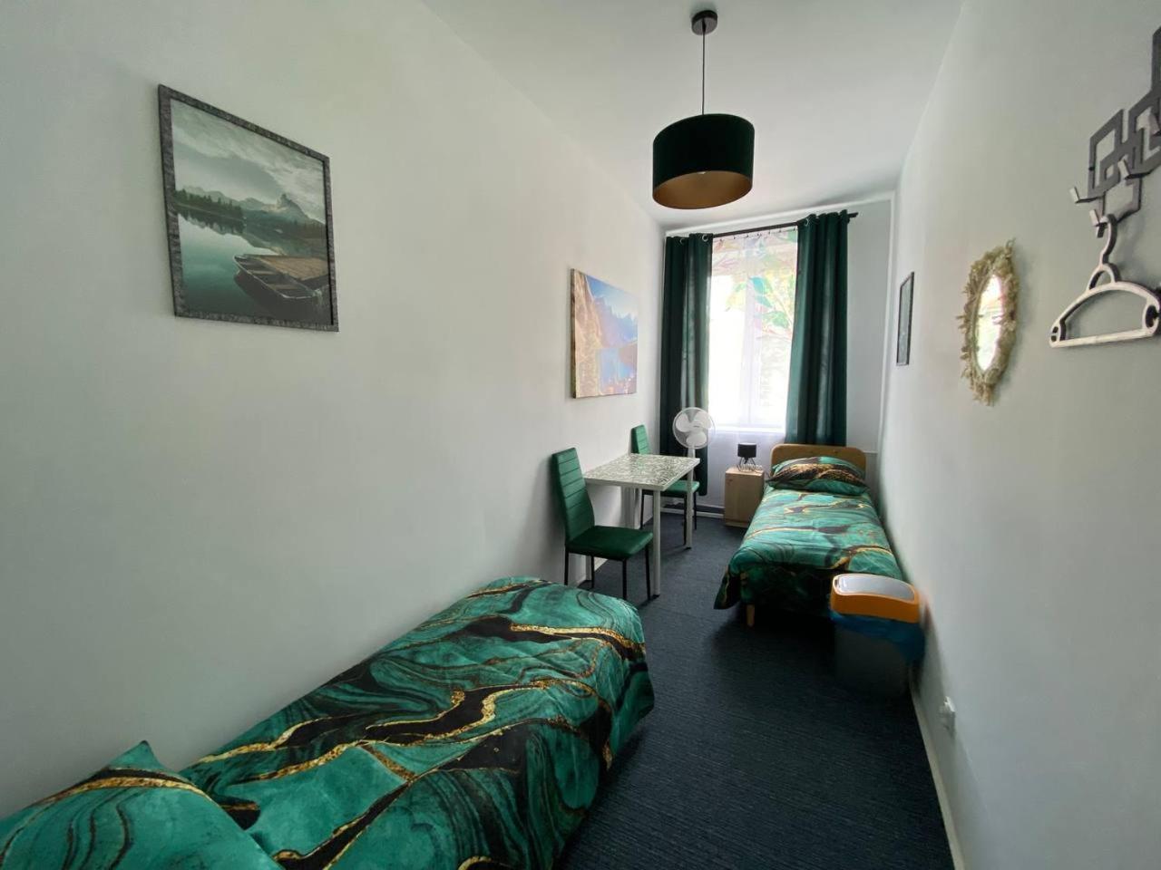 Nhà trọ Green Rooms *