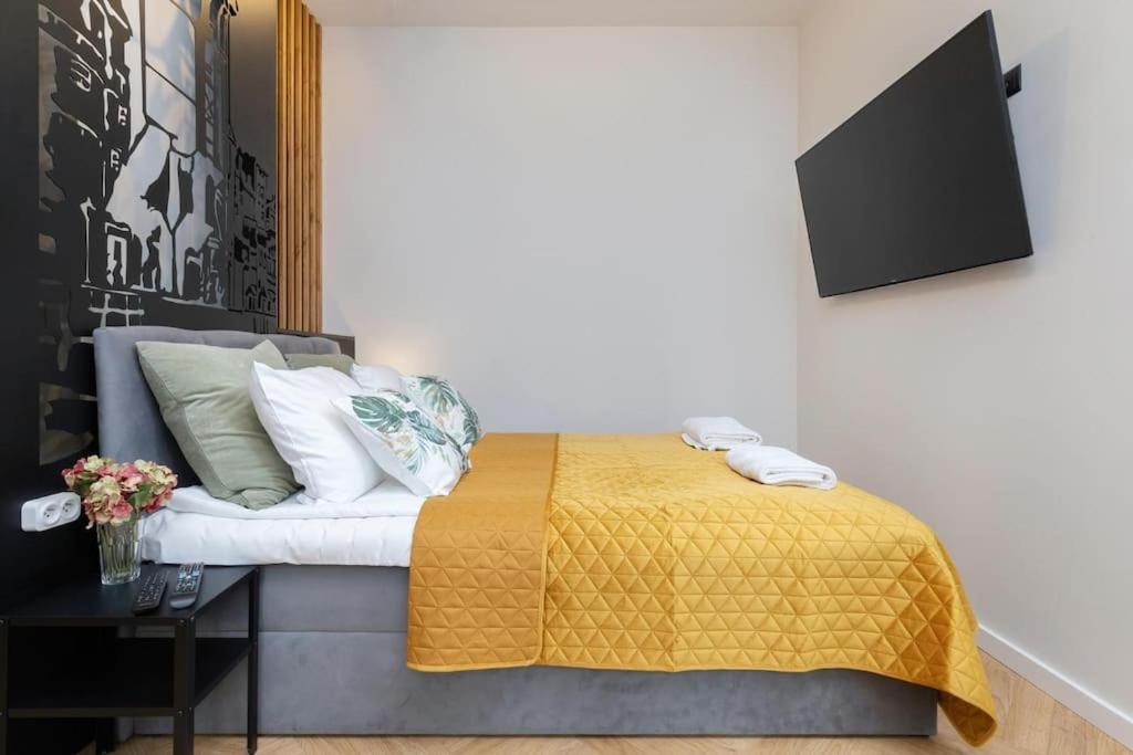 Apartament Future 11 *