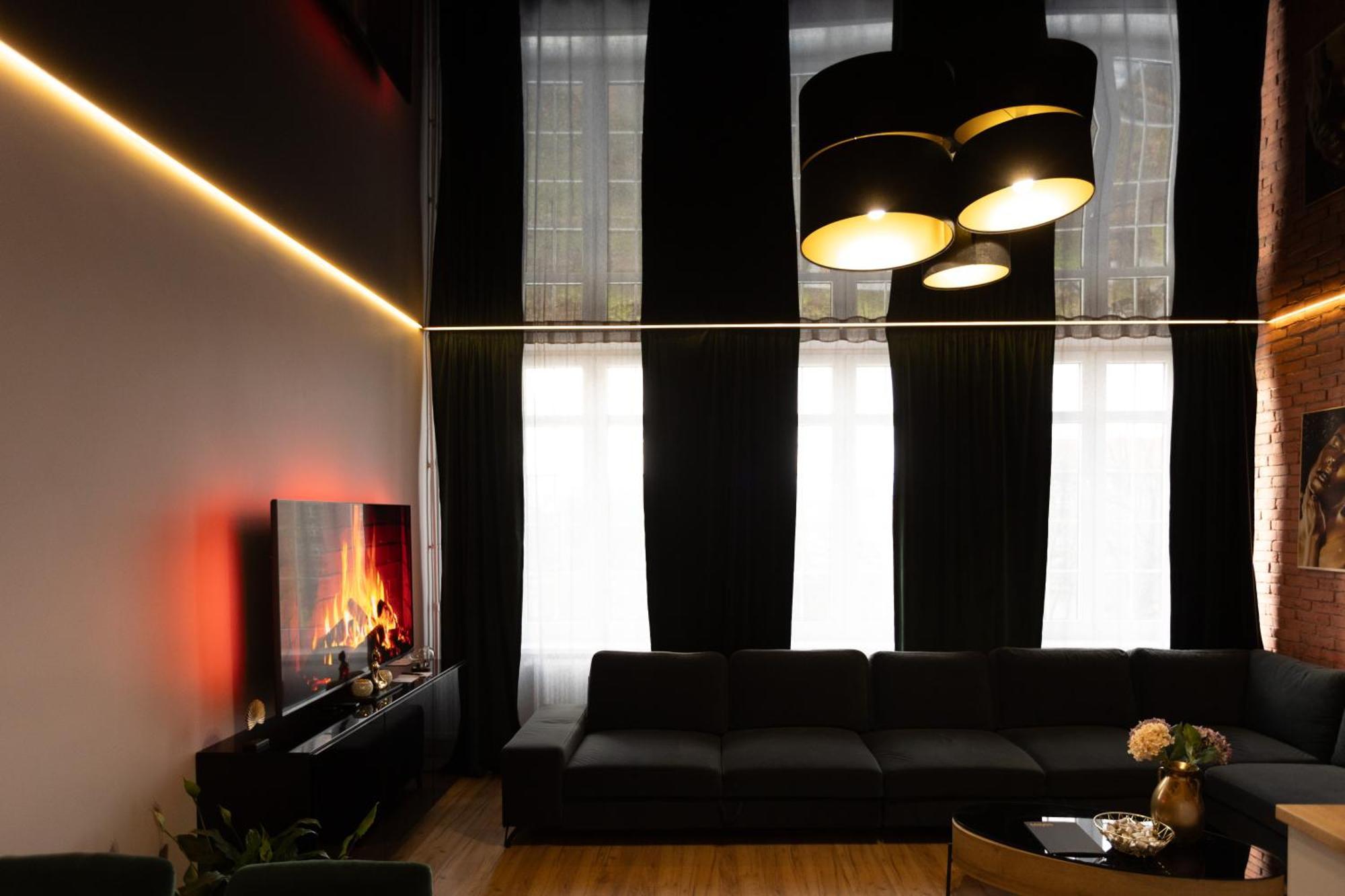 Maya's Flats & 65 - Lux Ogarna 3 Apartment *