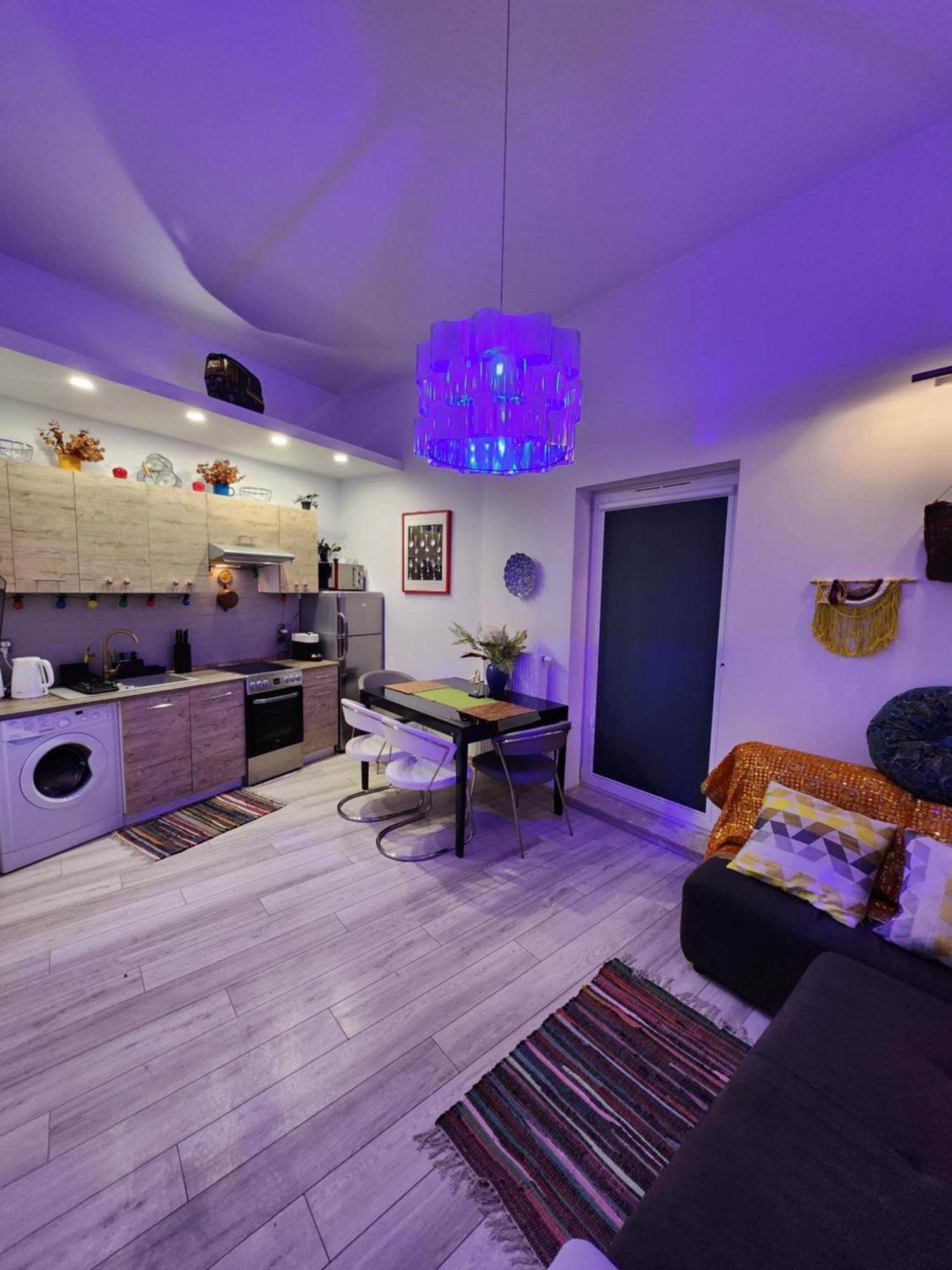 Chmielna Prestige With Luxury Jacuzzi And Sauna! Selected Also Feature A Massage Chair And Himalayan Salt With Color Therapy Salt Forest Apartment *