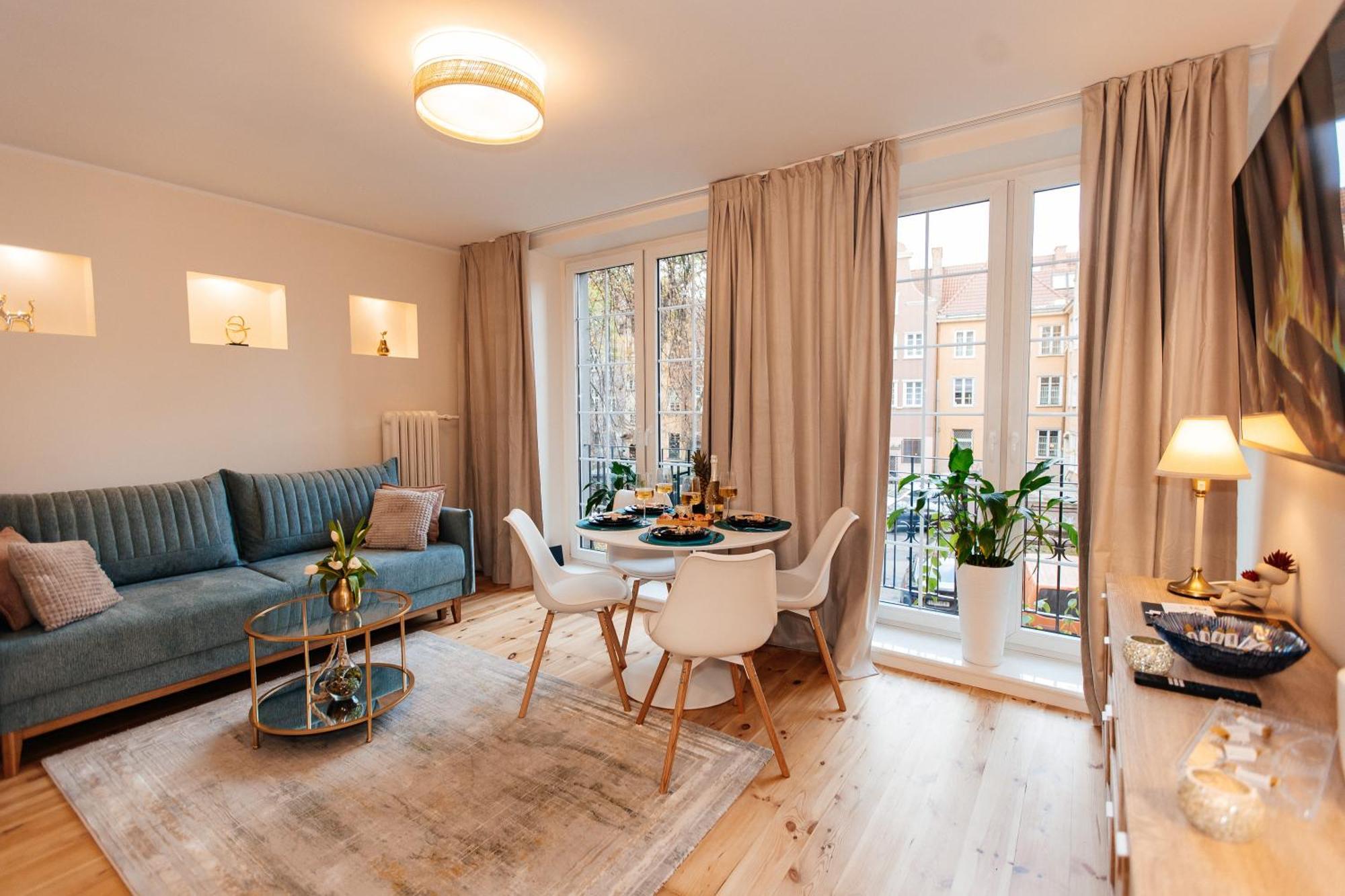 Maya's Flats & 27 - Beautiful On Piwna Street In The Old Town Lejlighed