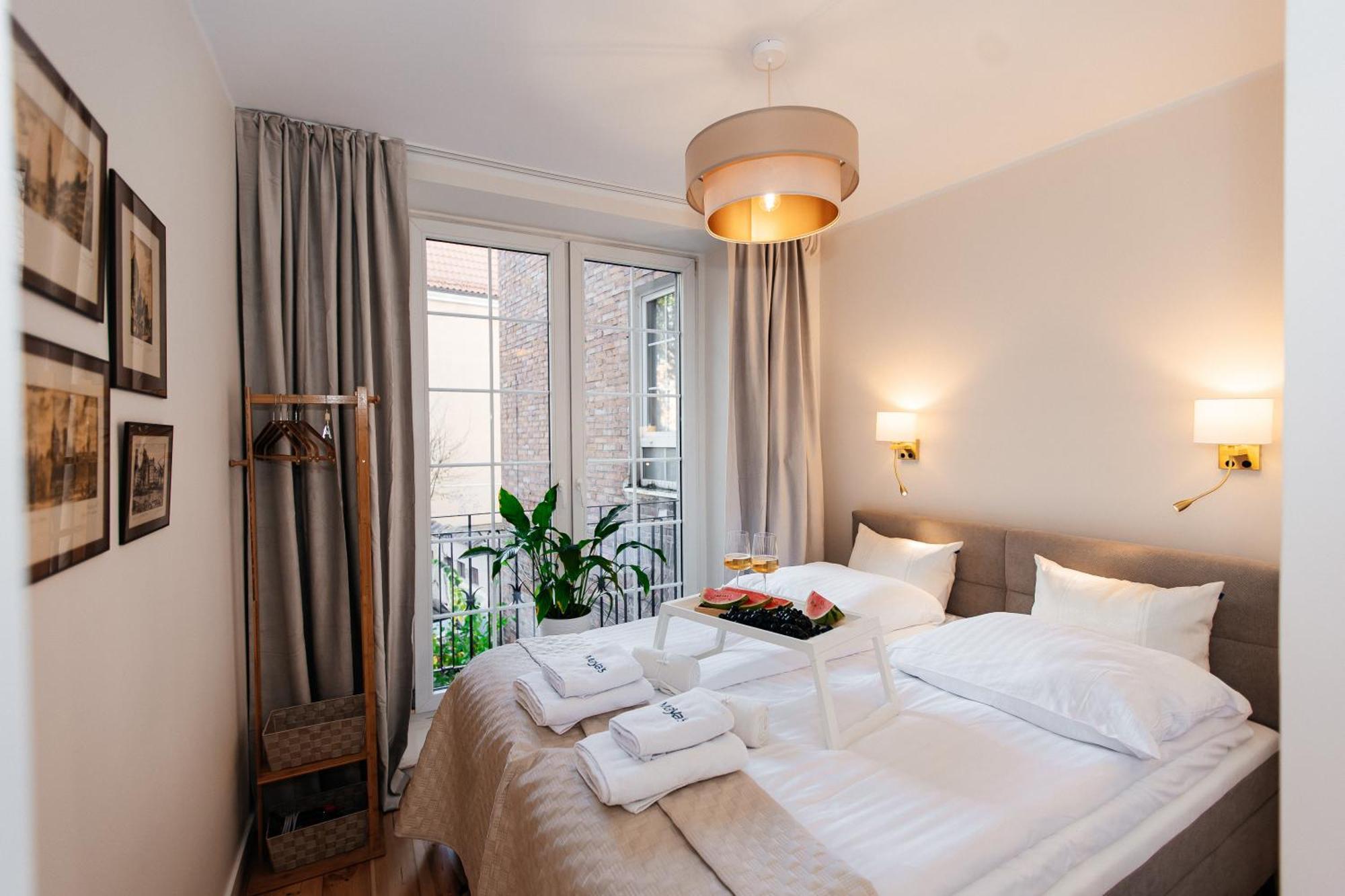 Maya's Flats & 27 - Beautiful On Piwna Street In The Old Town Gdańsk