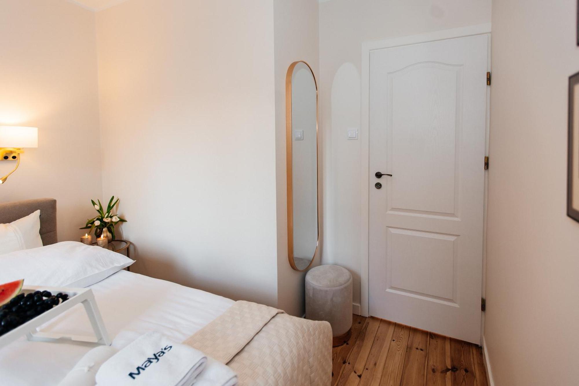 Maya's Flats & 27 - Beautiful On Piwna Street In The Old Town Lejlighed *