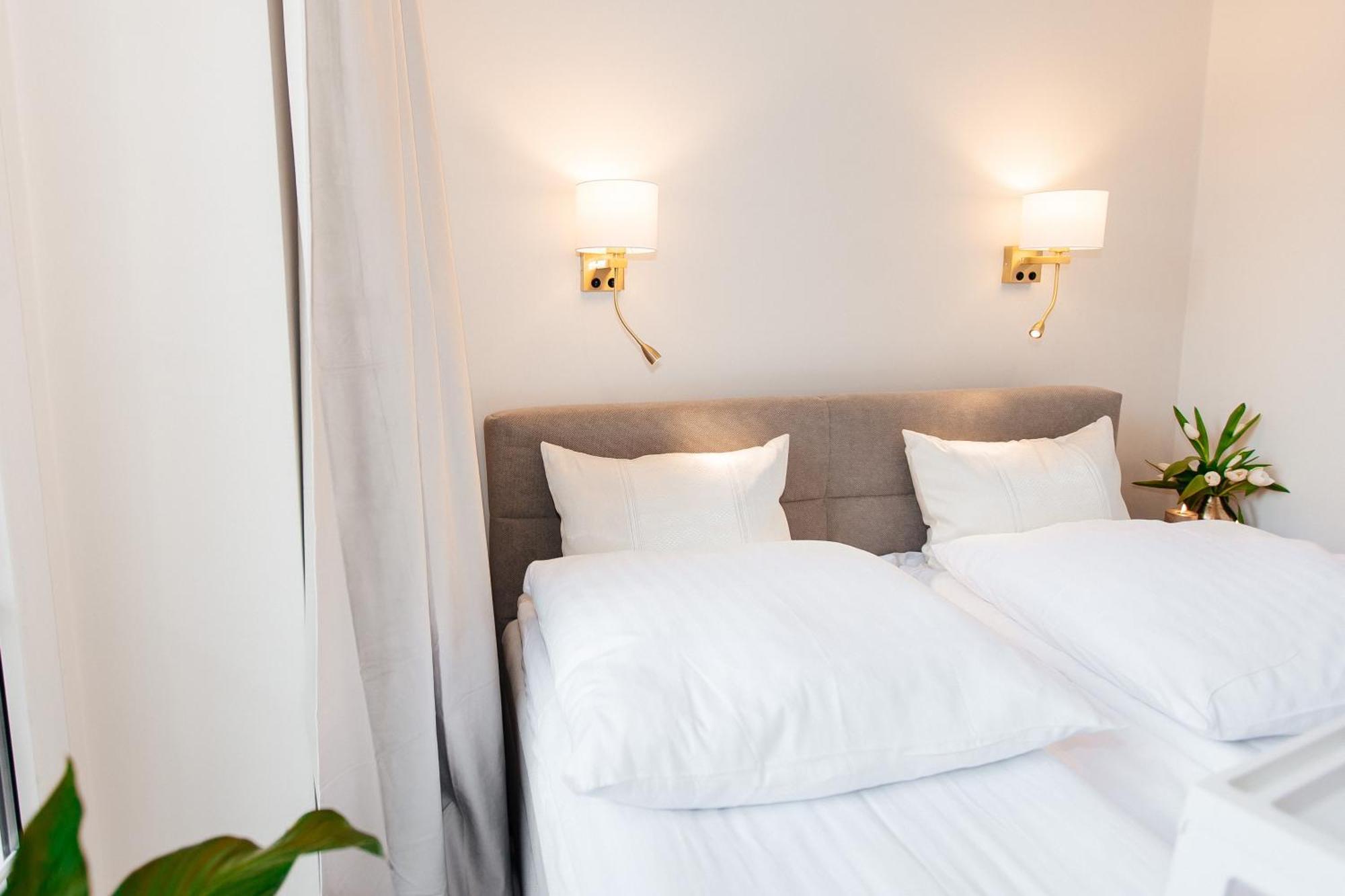 Maya's Flats & 27 - Beautiful On Piwna Street In The Old Town * Gdańsk