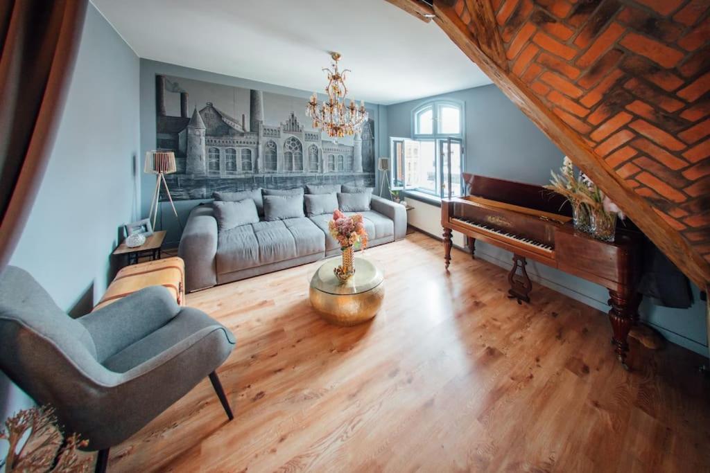 Filharmonia Retreat Old Town Gdansk