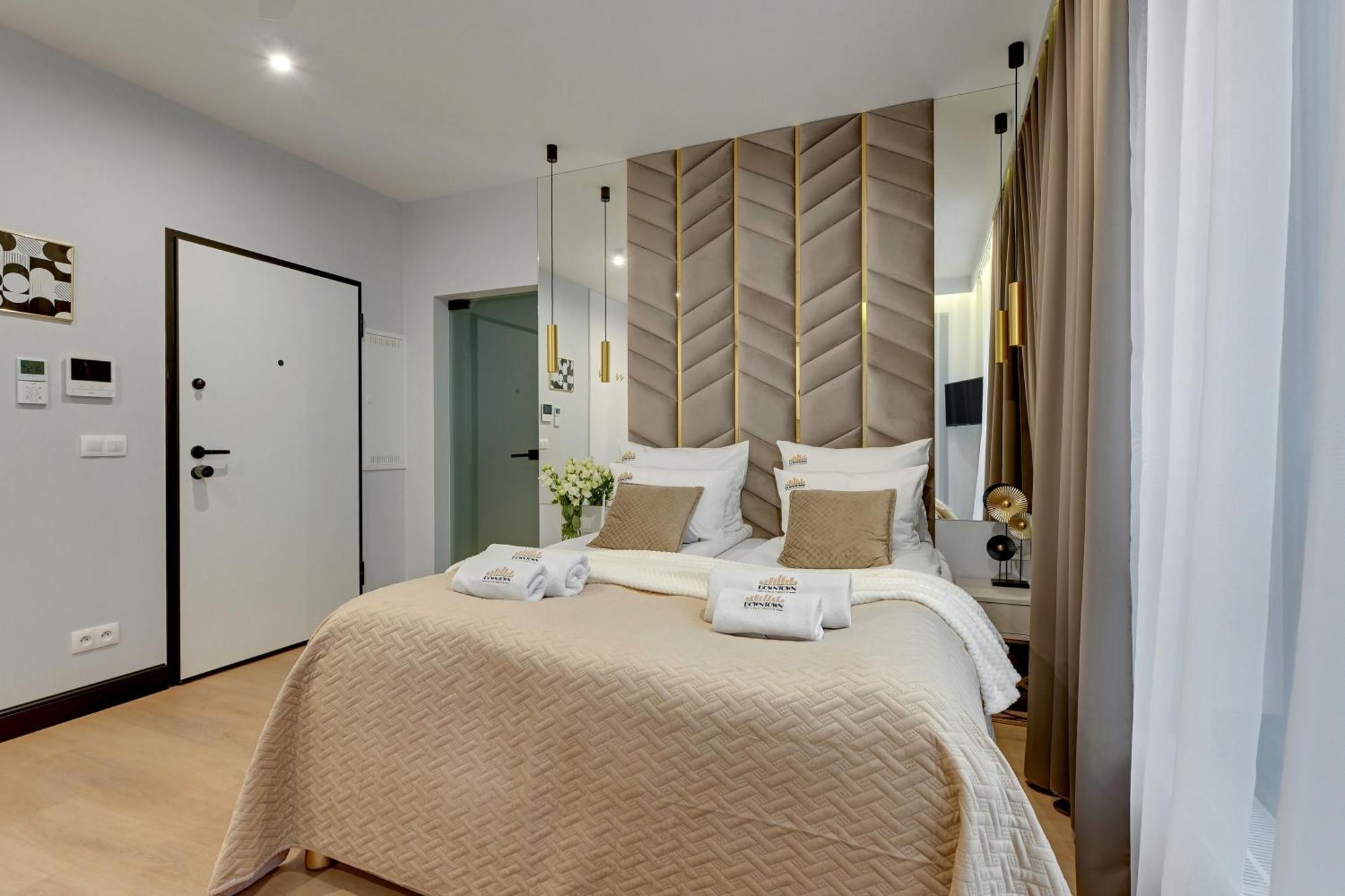 Apartment Doki Living & Foodhall By Downtown Gdansk