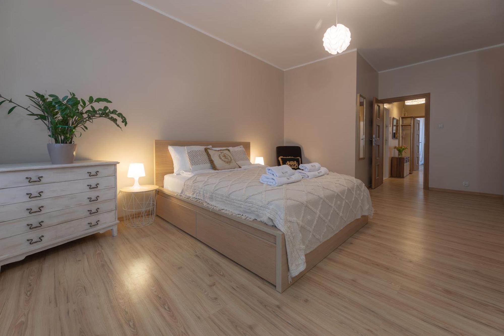 Naptun Old Town By Alqueen Apartments *