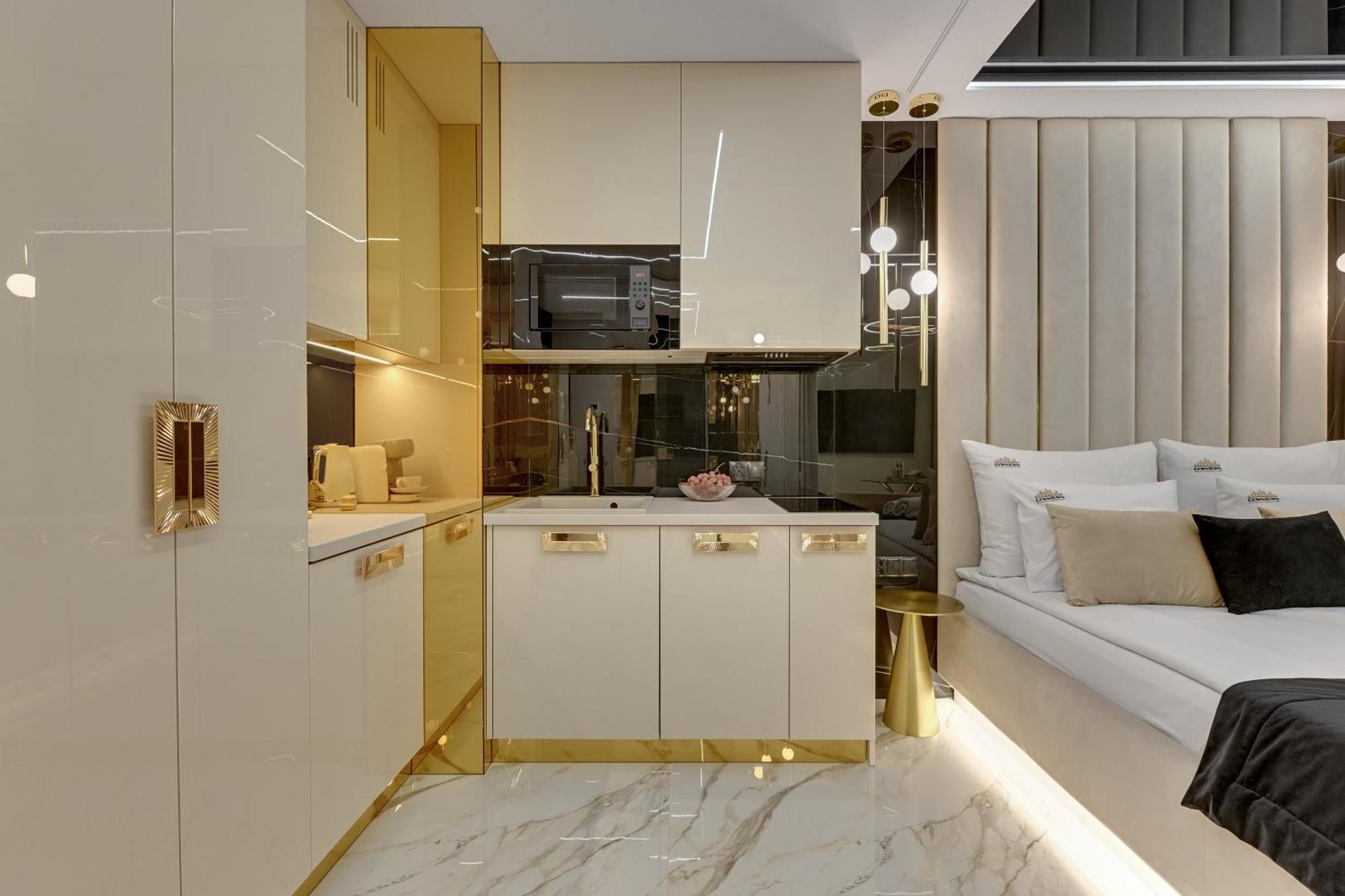 Huoneisto Romantic With Bathtub By Downtown Gdańsk