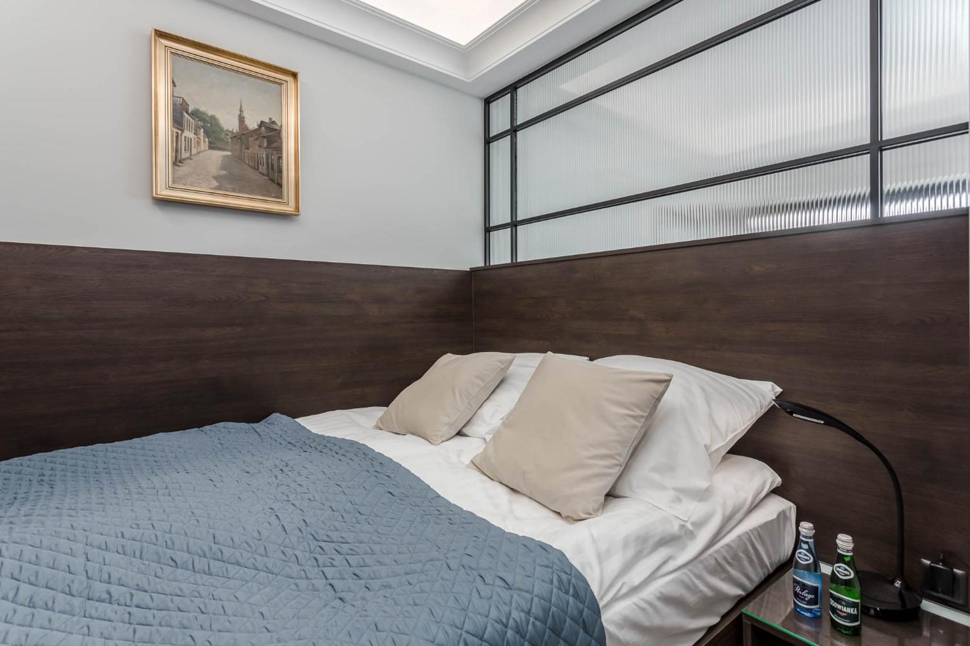 Rent Like - W Deo Plaza *