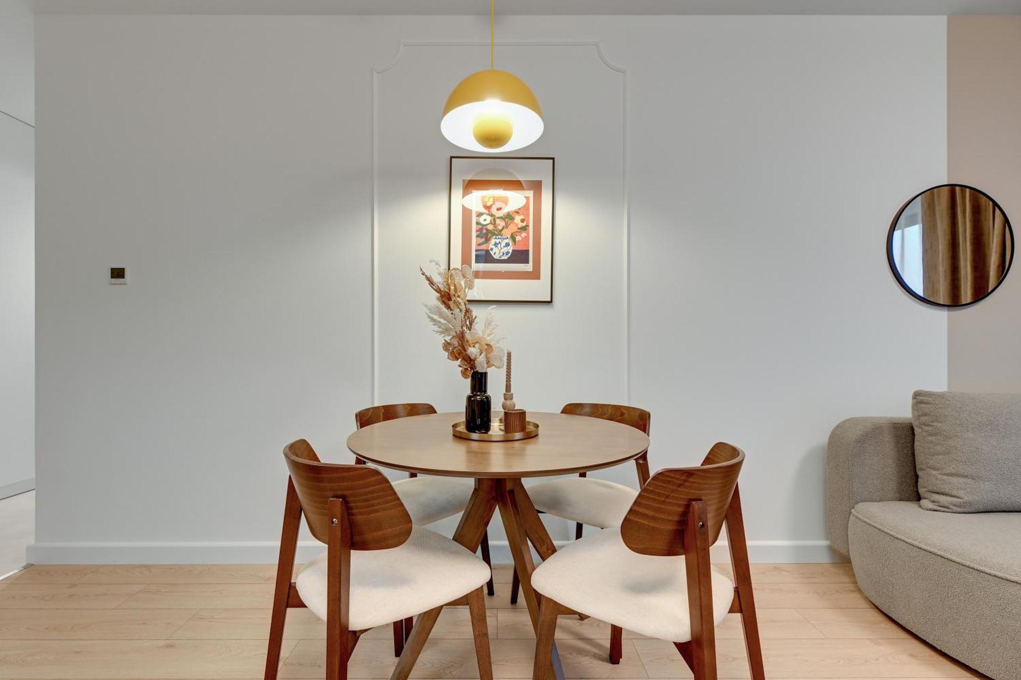 Doki Living - Foodhall & Parking By Downtown Apartment Gdansk