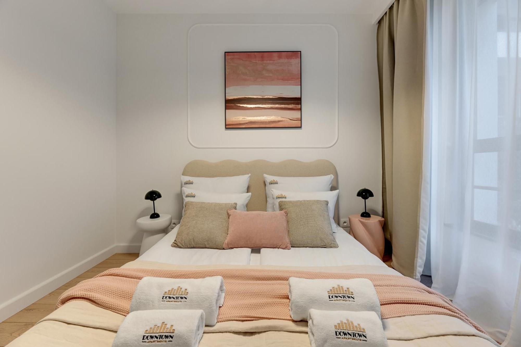 Doki Living - Foodhall & Parking By Downtown Apartment Gdansk