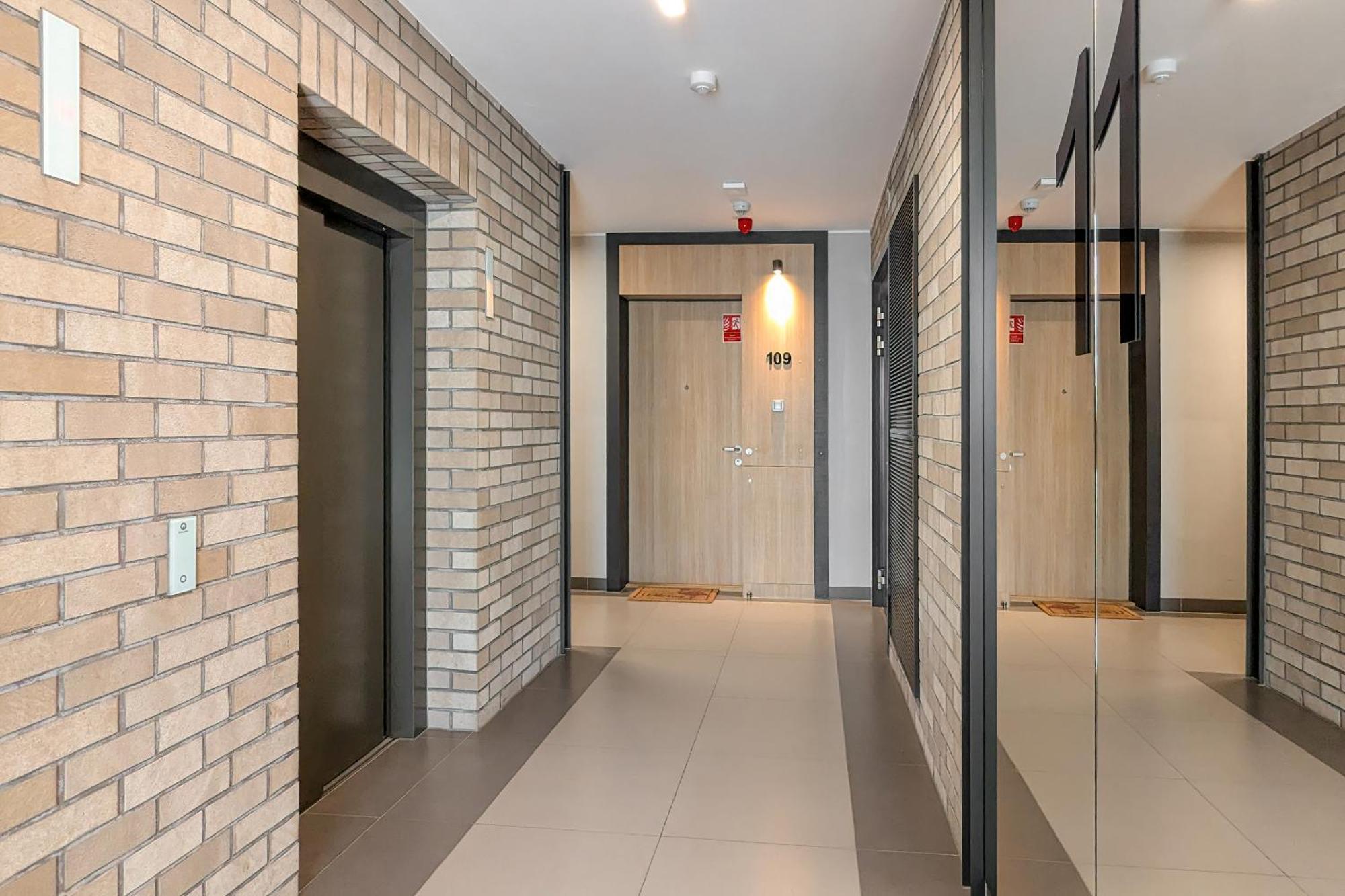 Nowoczesne I Komfortowe Z Widokiem Na Morze Na 11 Pietrze W Gdansku By Renters Apartment