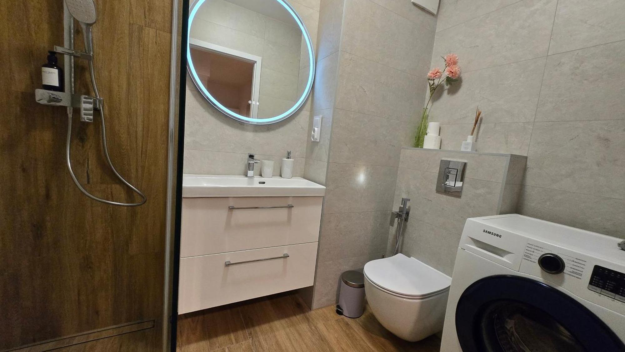 Apartment Micasaessucasa With Free Parking! *