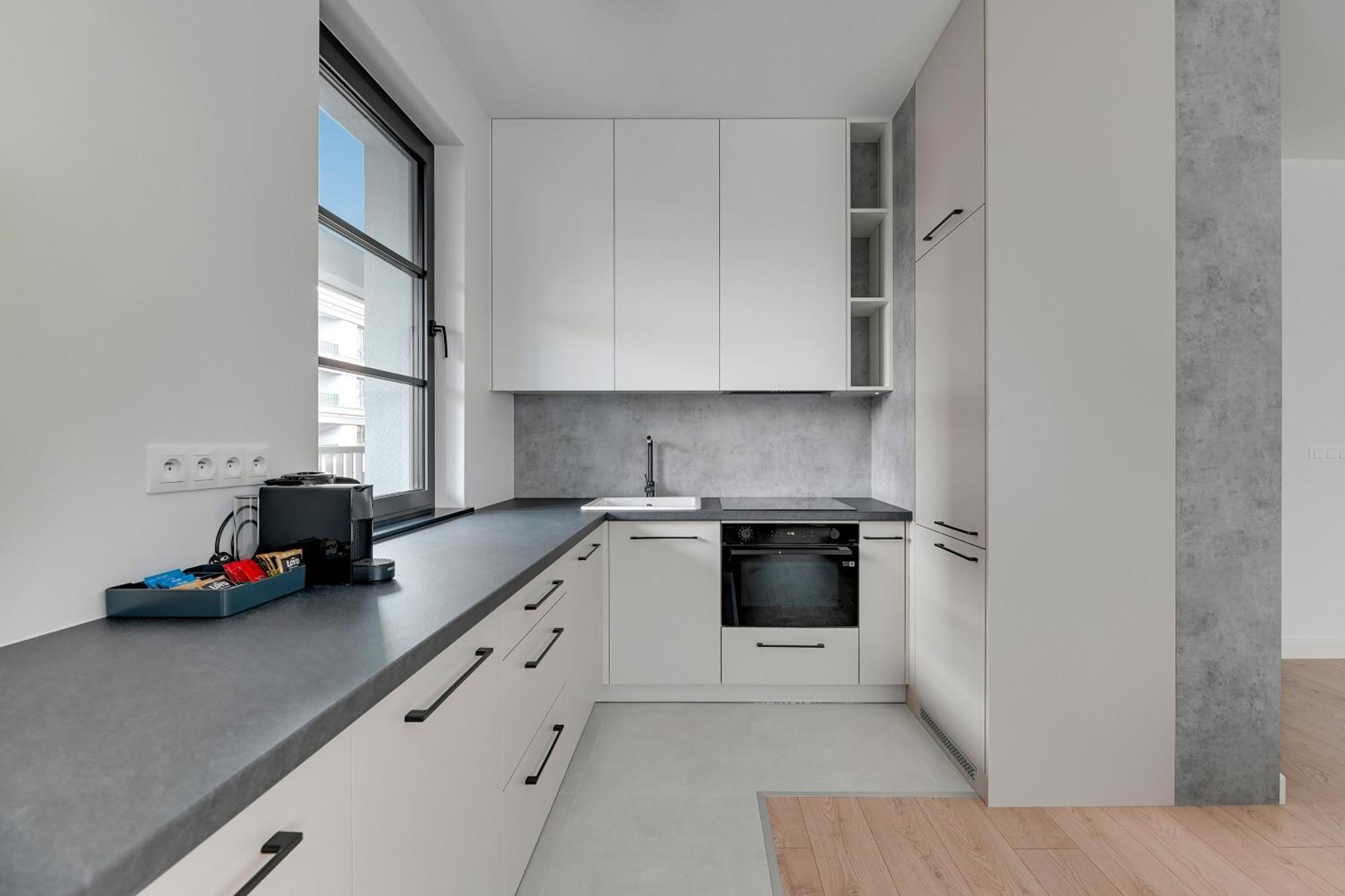 Apartment Doki Living - Foodhall & Parking By Downtown