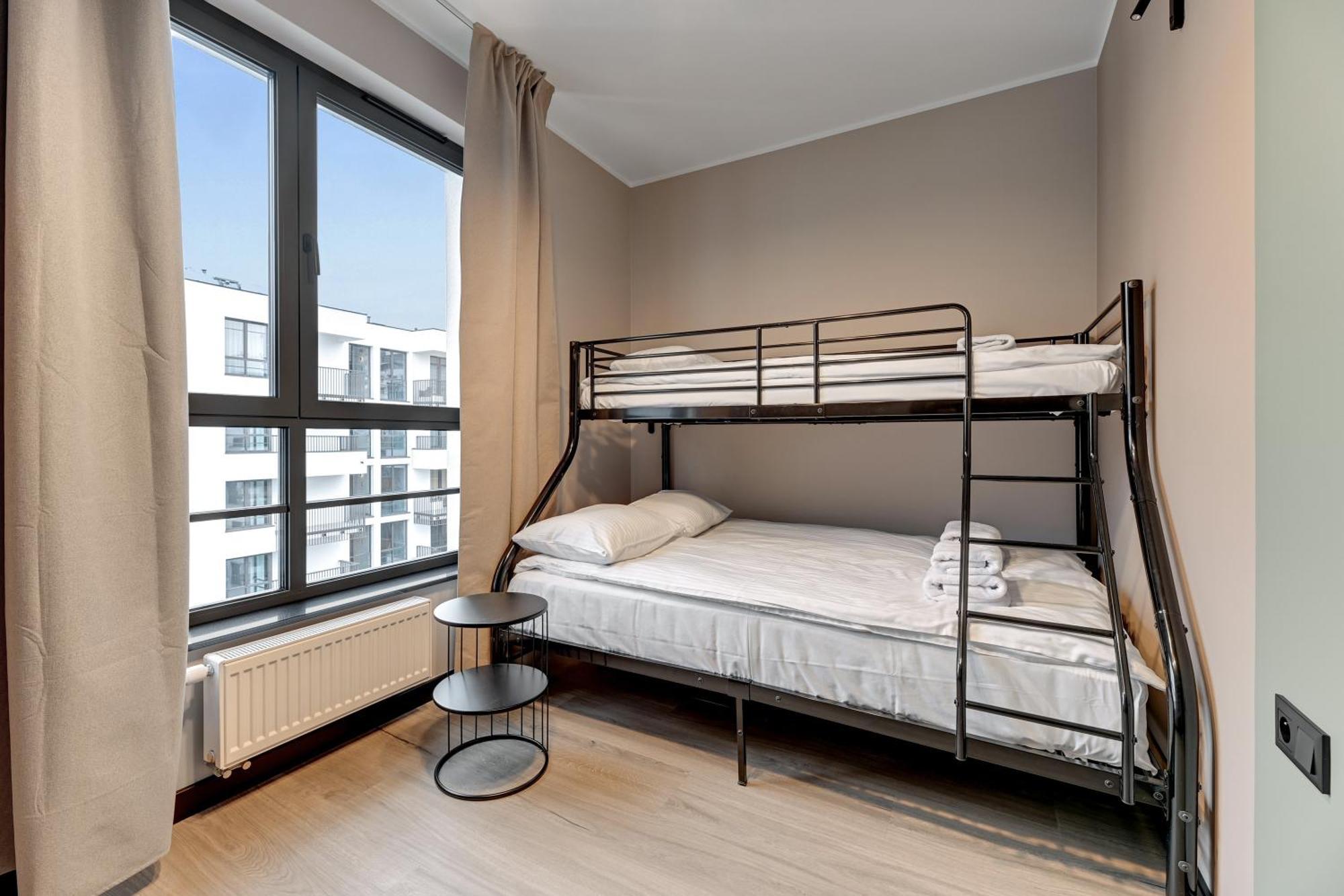 Doki Living By Blue Mandarin Parking & Foodhall Gdansk