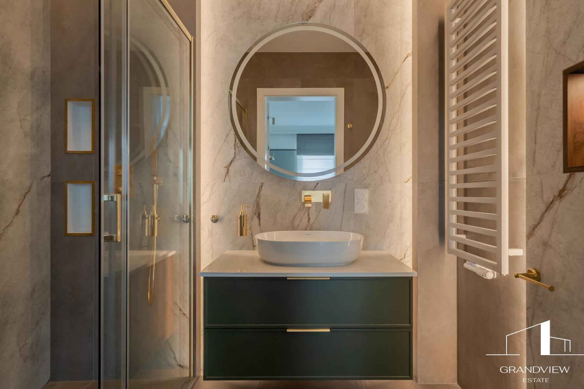 Brabank Elegant, Free Parking By Grandview Apartment *