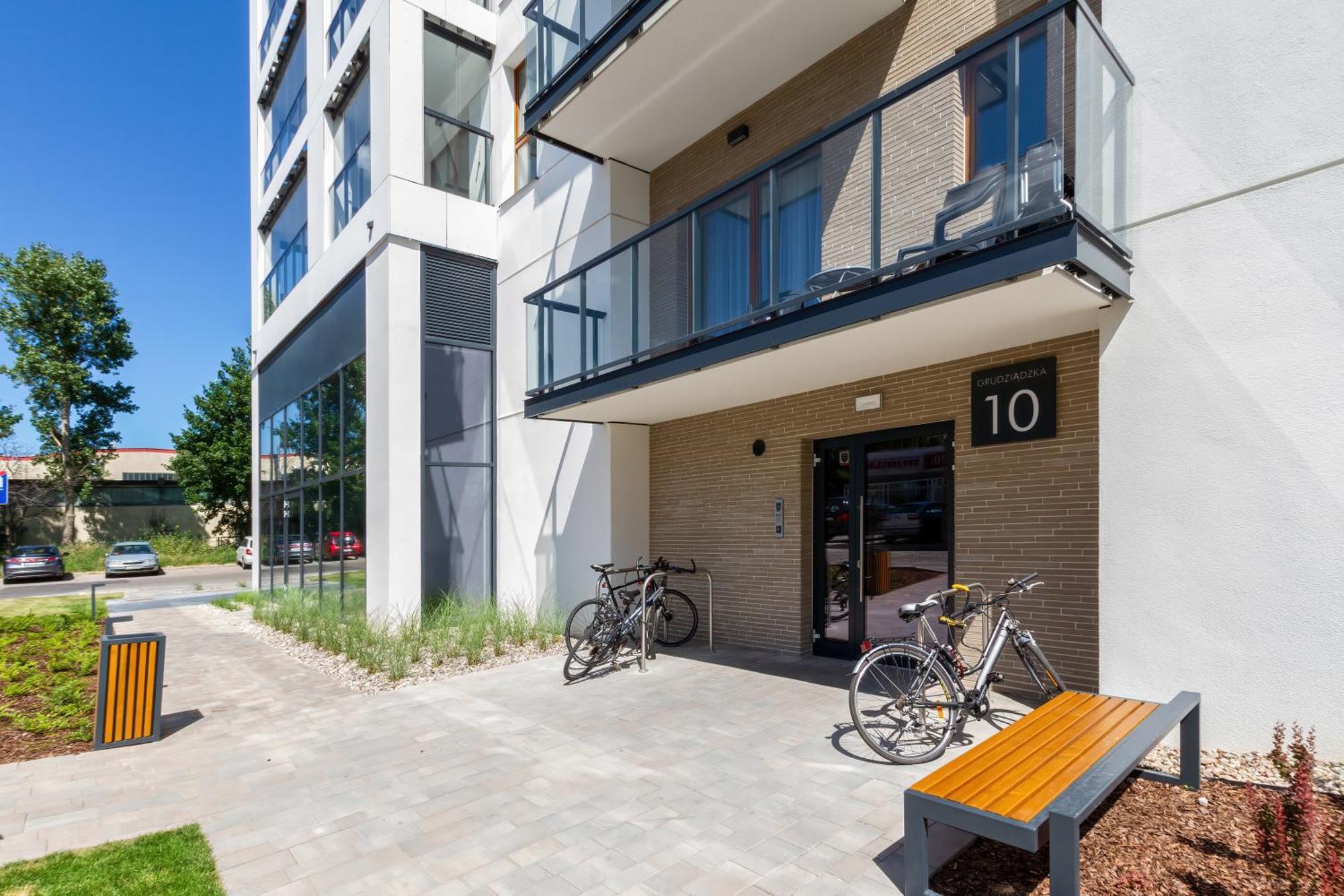Z Widokiem Na Morze Obok Parku Millenium W Gdansku By Renters Apartment