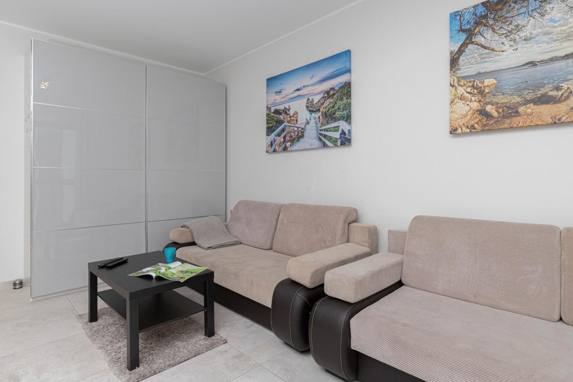 Apartment Z Widokiem Na Morze Obok Parku Millenium W Gdansku By Renters Gdansk