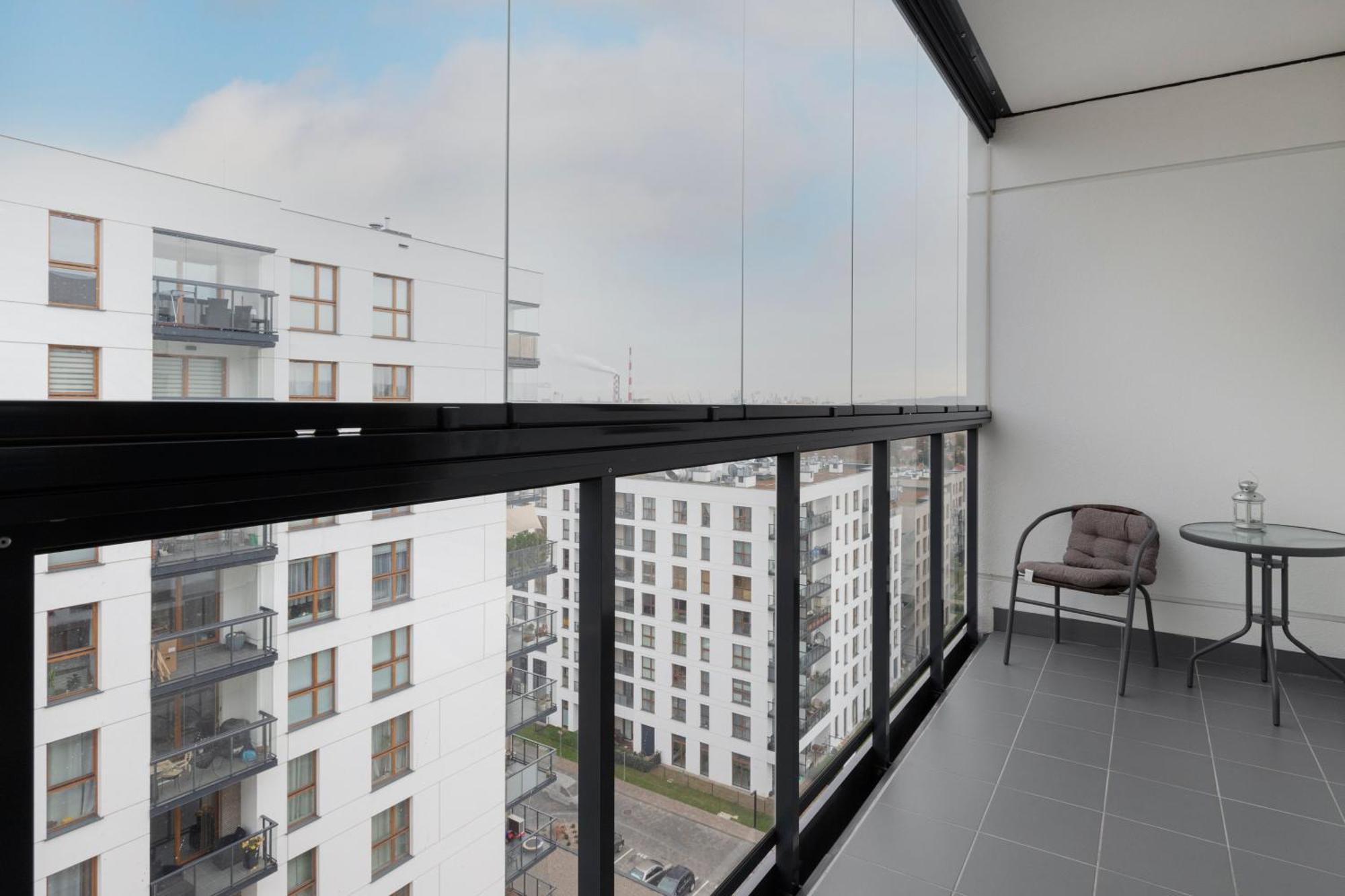 Apartment Z Widokiem Na Morze Obok Parku Millenium W Gdansku By Renters *